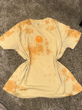 Cotton On Orange Tee with  Tie-Dye Sun Graphic